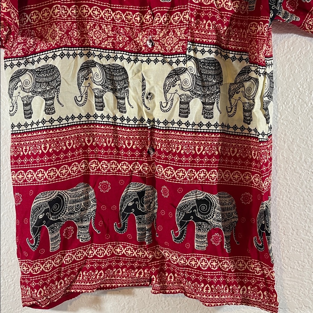 Elephant Short Sleeve Button Shirt Red Made In Thailand Size Large - Picture 3 of 7
